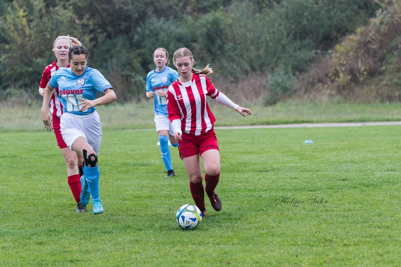 Bild 161 - wBJ TuS Tensfeld - SV Fortuna St. Juergen